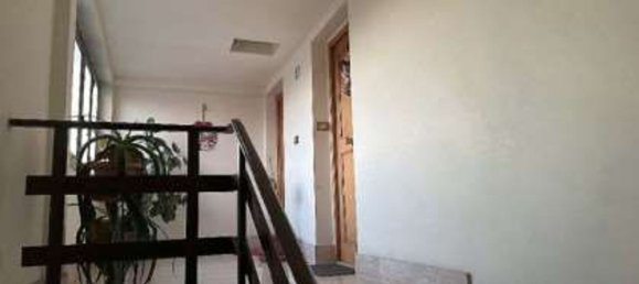 3 rooms Apartment in Rome, Italy No. 189944 3