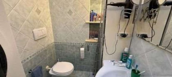 3 rooms Apartment in Rome, Italy No. 189944 7