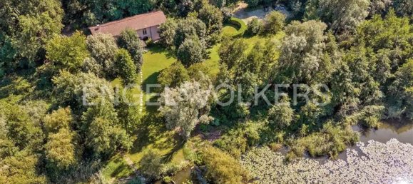 5 rooms Villa in Erba, Italy No. 6145 9