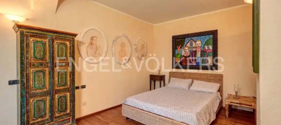 5 rooms Villa in Erba, Italy No. 6145 15