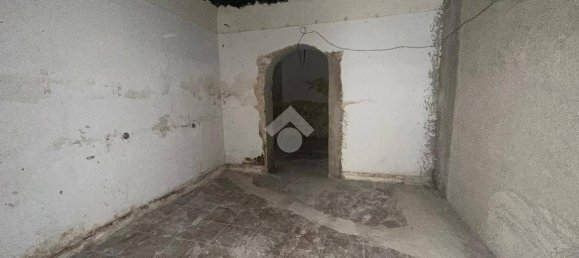 45m² Commercial property in Bari, Italy No. 311409 7