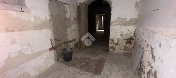 45m² Commercial property in Bari, Italy No. 311409 10