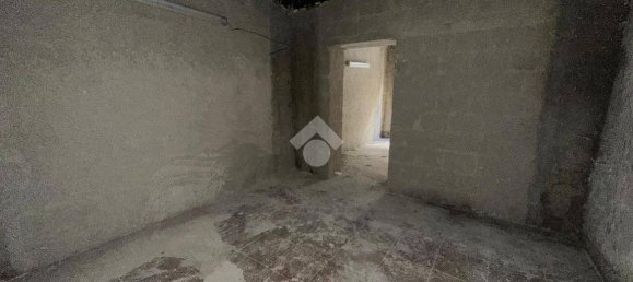 45m² Commercial property in Bari, Italy No. 311409 8