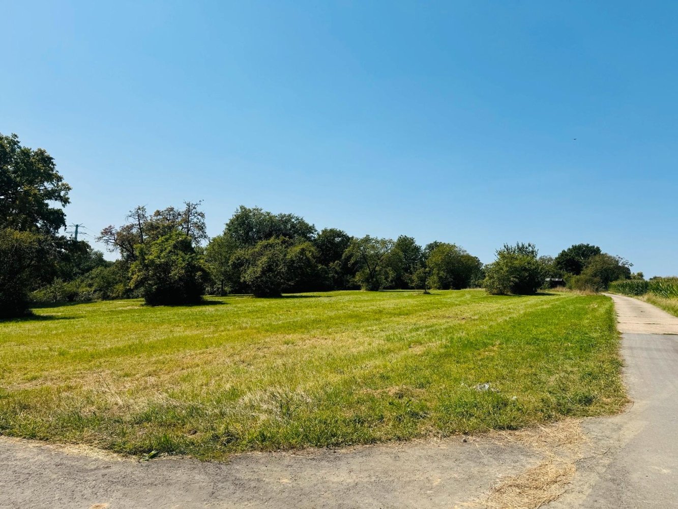  Land in Pforzheim, Germany No. 333293