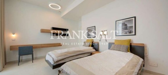 Apartamento de 3 dormitorios en Saint Julian's, Malta No. 9682 8