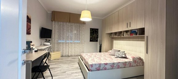 Apartamento de 3 habitaciónes en Casoria, Italy No. 11147 9