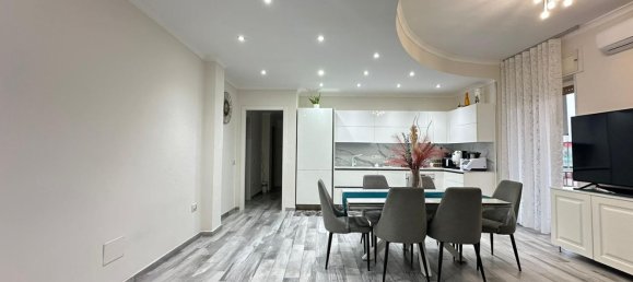 Apartamento de 3 habitaciónes en Casoria, Italy No. 11147 3