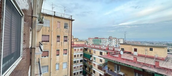 Apartamento de 3 habitaciónes en Casoria, Italy No. 11147 12