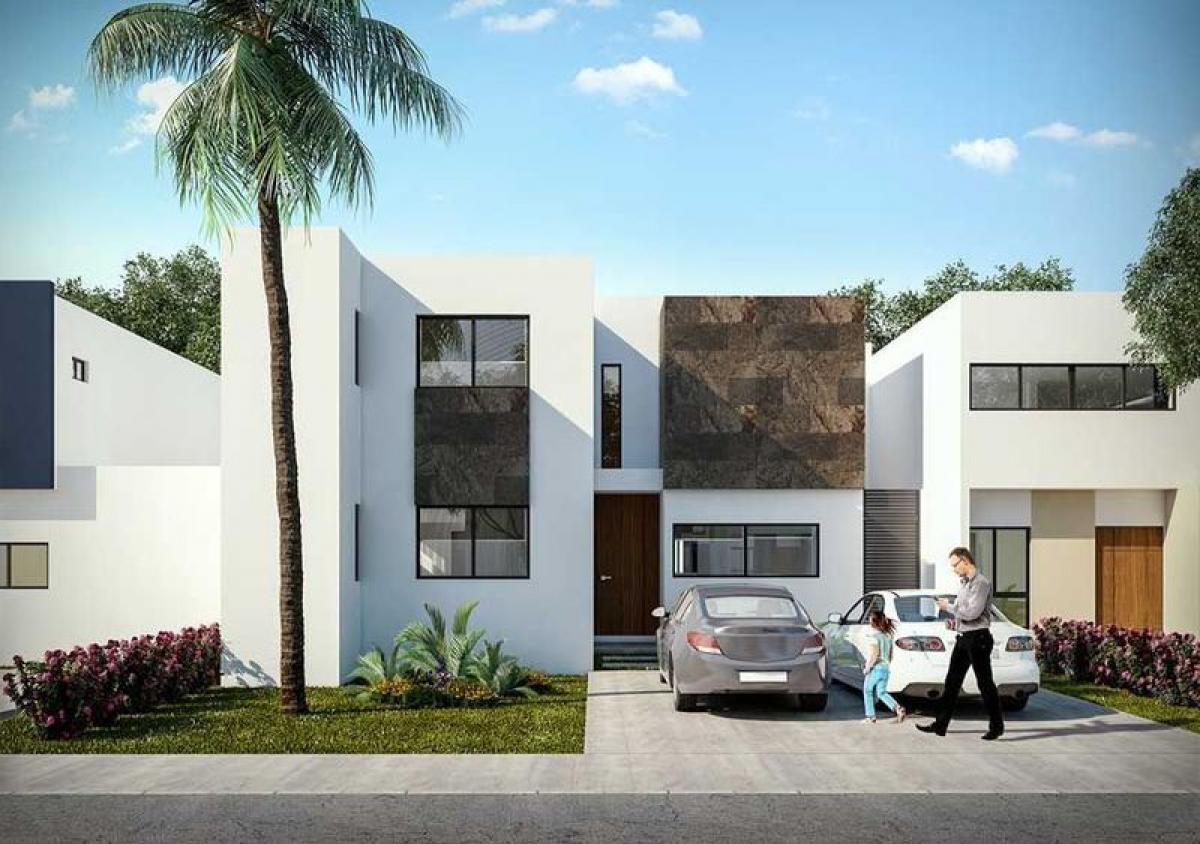 Casa de 4 dormitorios en Mérida, Mexico No. 35725