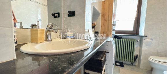 3 bedrooms Apartment in Cossato, Italy No. 378205 3