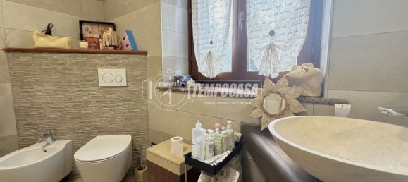 3 bedrooms Apartment in Cossato, Italy No. 378205 4