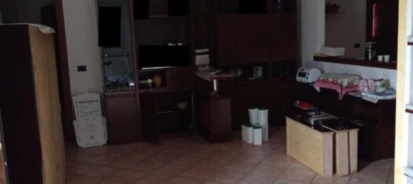 5-salle Appartement à Albizzate, Italy No. 185514 9