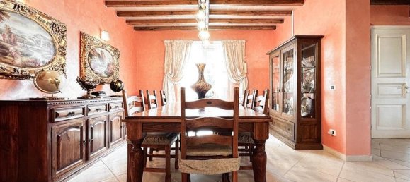 5 bedrooms House in Camaiore, Italy No. 314412 14