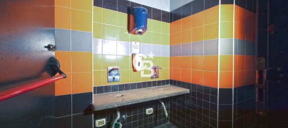 70m² Commercial property in Viterbo, Italy No. 281223 16