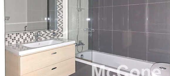 6 bedrooms Villa in Dubai, UAE No. 30661 8