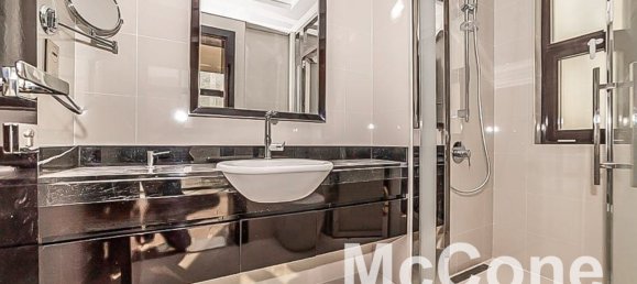 6 bedrooms Villa in Dubai, UAE No. 30661 10