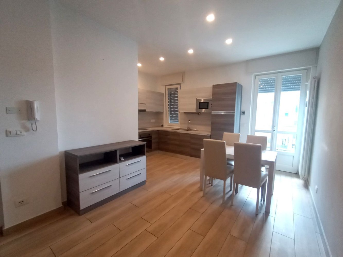 Apartamento T3 em Carmagnola, Italy N.º 318613
