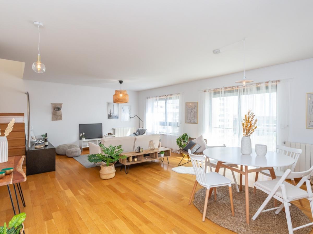 Apartamento com 4 quartos em condomínio em Lisbon, Portugal N.º 7148