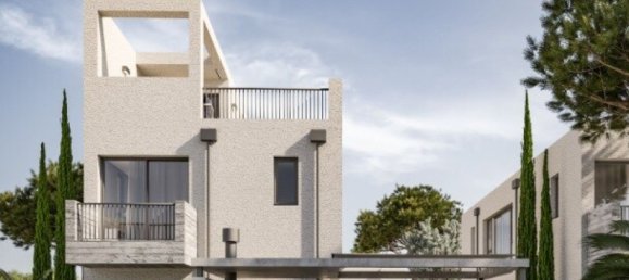 4 rooms Villa in Paphos, Cyprus No. 2639 2