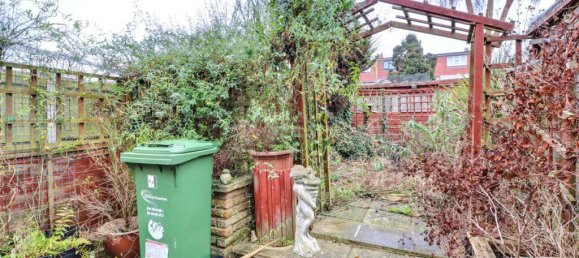 2 bedrooms Commercial property in Romford, United Kingdom No. 4820 9