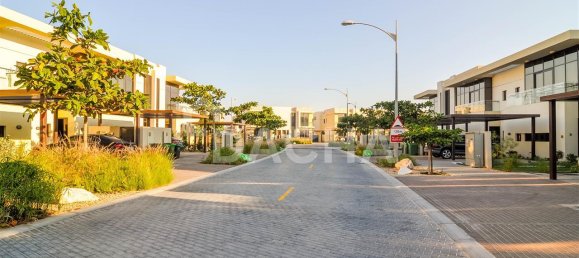 3 bedrooms Villa in DAMAC Hills (Akoya by DAMAC), UAE No. 27684 8