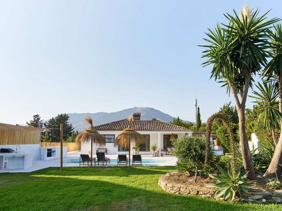 Вилла с 3 спальнями в Эстепона, Испания № 209728