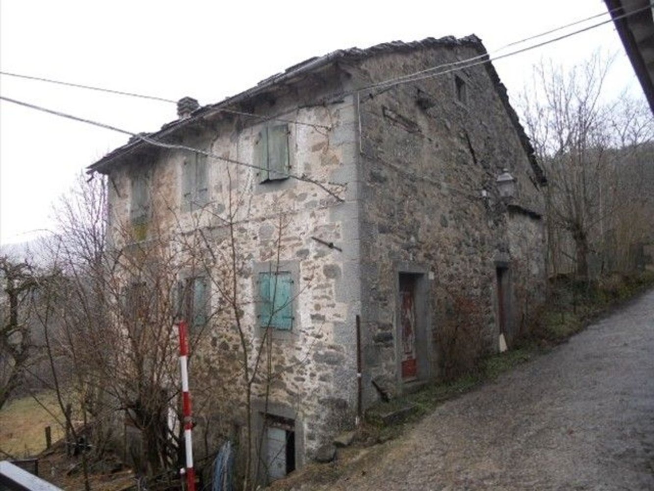 6 rooms House in Pievepelago, Italy No. 164235