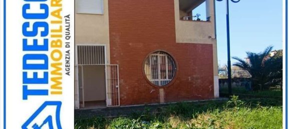 63m² Commercial property in Benevento, Italy No. 303759 33