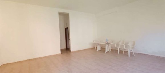 63m² Commercial property in Benevento, Italy No. 303759 30