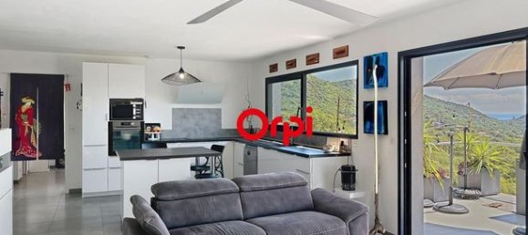 2 Schlafzimmer Villa in Zonza, France, Nr. 302897 3