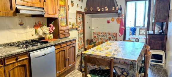  Castillos de 8 habitaciónes en Licciana Nardi, Italy No. 127043 4