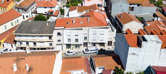 68m² Commercial property in Pombal, Portugal No. 66973 11