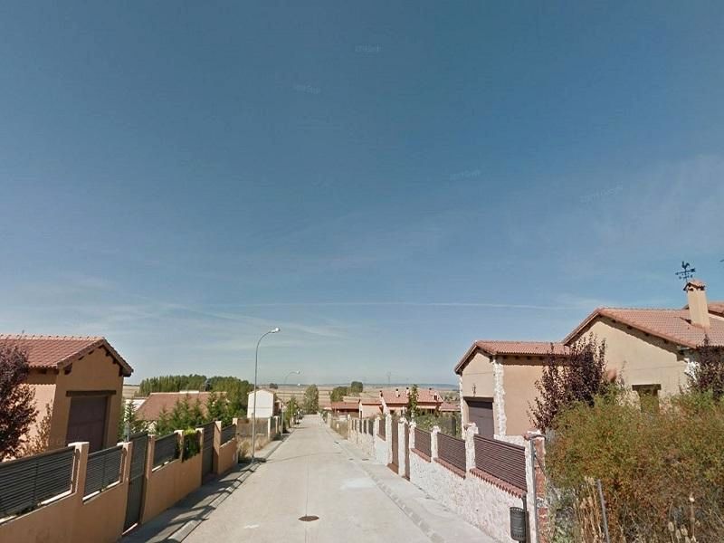 Terreno en Segovia, Spain 9137 m² No. 164377