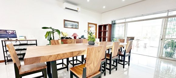 6 bedrooms Villa for sale in Pattaya, Chonburi, Eastern Thailand, Thailand № 173254 23
