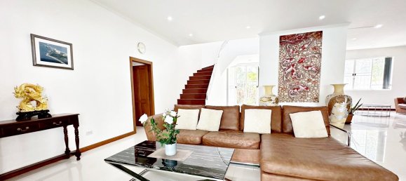 6 bedrooms Villa for sale in Pattaya, Chonburi, Eastern Thailand, Thailand № 173254 12