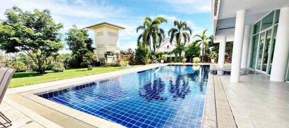 6 bedrooms Villa for sale in Pattaya, Chonburi, Eastern Thailand, Thailand № 173254 3