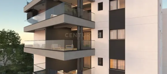 3 bedrooms Apartment in Limassol, Cyprus No. 3573 5