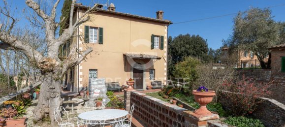 5 bedrooms House in Città della Pieve, Italy No. 49301 2