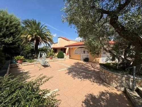 4-Zimmer Villa in Putignano, Italy, Nr. 76039