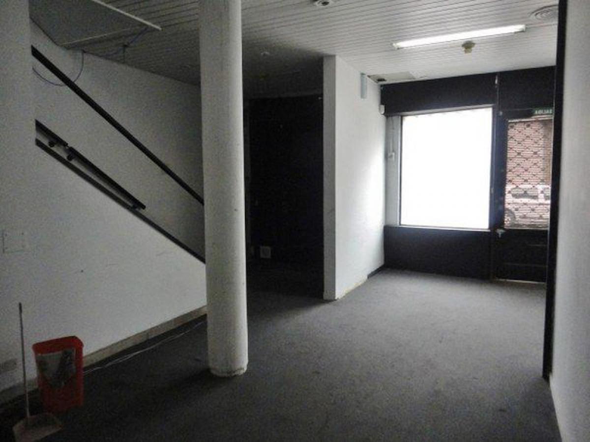  Land in Buenos Aires, Argentina No. 111836