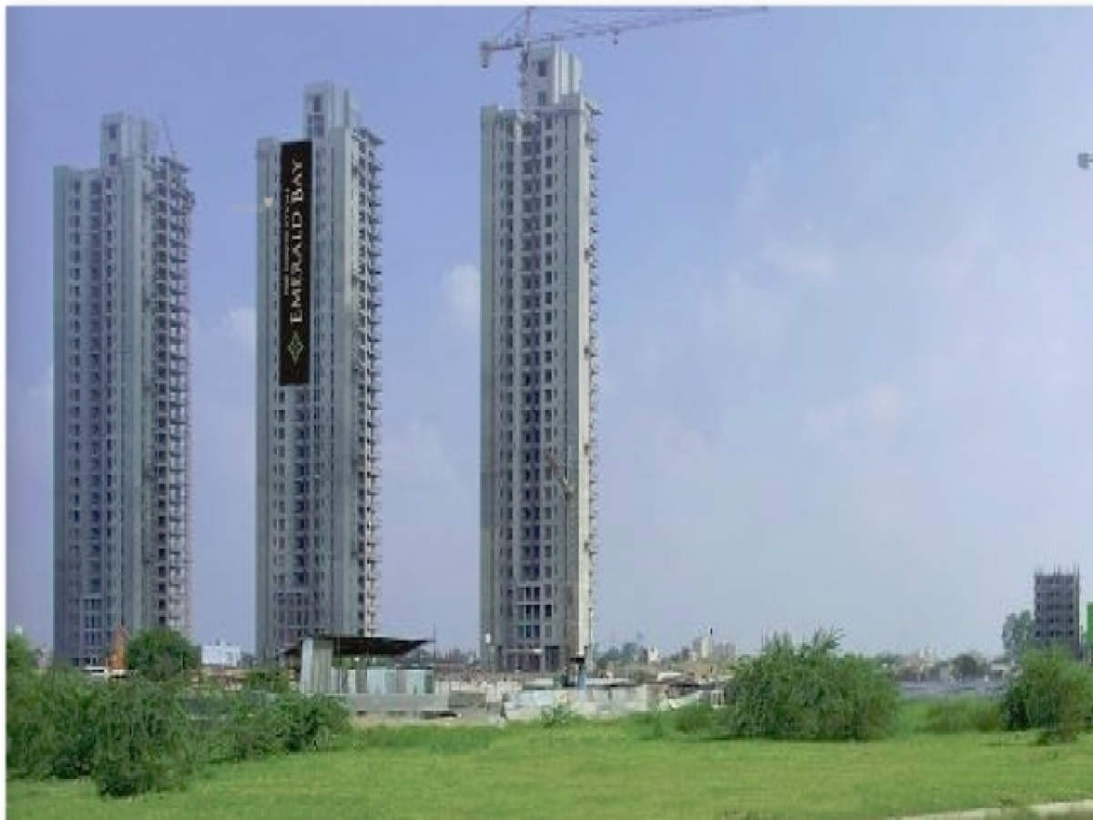 3 bedrooms House in Gurgaon, India No. 14758