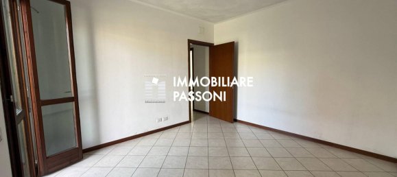 Apartamento de 2 dormitorios en Fagnano Olona, Italy No. 340524 8