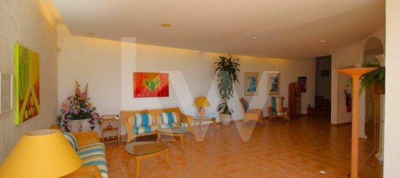 Hôtel à Canico, Portugal 1199m² No. 81771 2