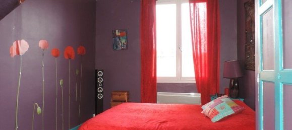 Casa de 4 dormitorios en Deux-Sevres, France No. 337084 8