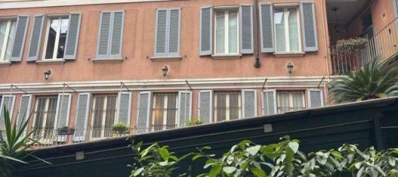 6 bedrooms Apartment in Milan, Italy No. 276253 3