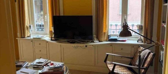 6 bedrooms Apartment in Milan, Italy No. 276253 8