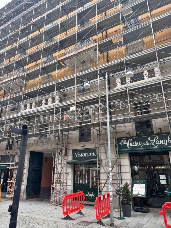 6 bedrooms Apartment in Milan, Italy No. 276253