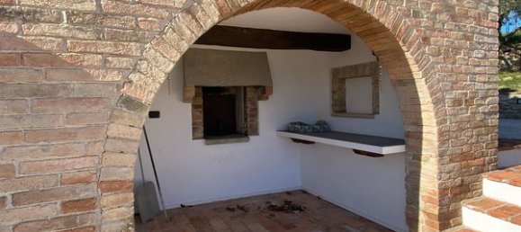 8-salle Maison à Urbania, Italy No. 148152 15