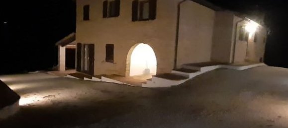 8-salle Maison à Urbania, Italy No. 148152 19