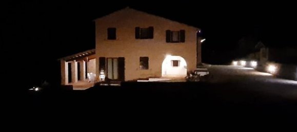 8-salle Maison à Urbania, Italy No. 148152 21